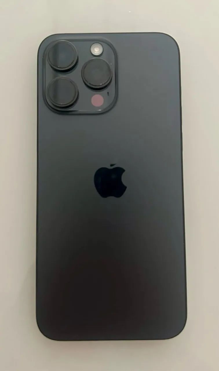iPhone 15 Pro Max  - Foto 2