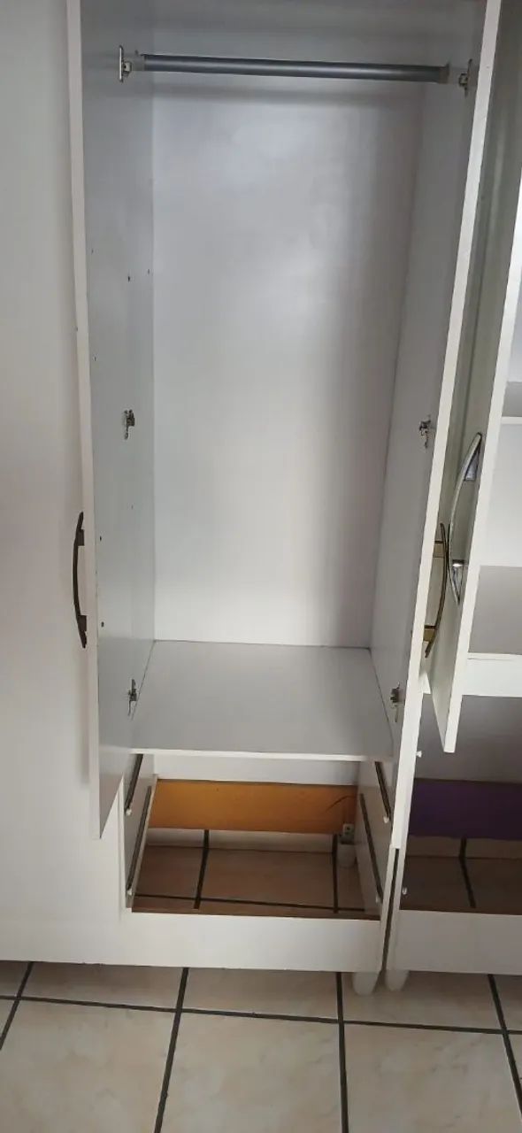 Vendo guarda roupa infantil 