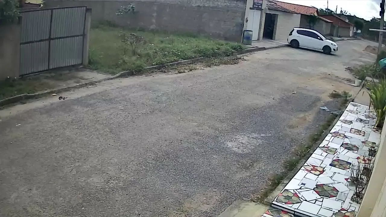Terreno 9,5x40 em Rua Asfaltada - Ótima Oportunidade - Foto 4