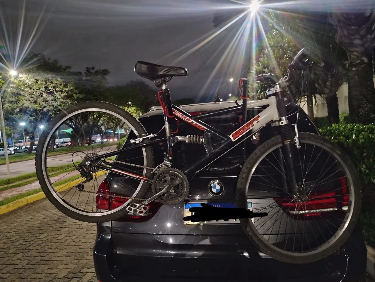 Bicicleta Full Suspension Completa de Altíssima Qualidade 