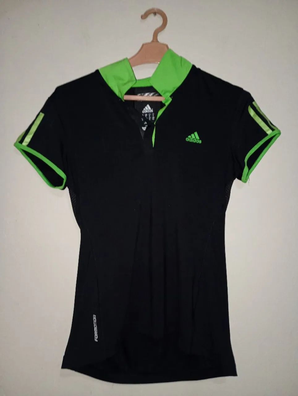 Camisa Adidas feminina 