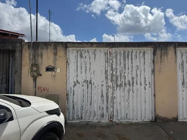 Casa no PAVUNA em Pacatuba/CE - Caixa *4532