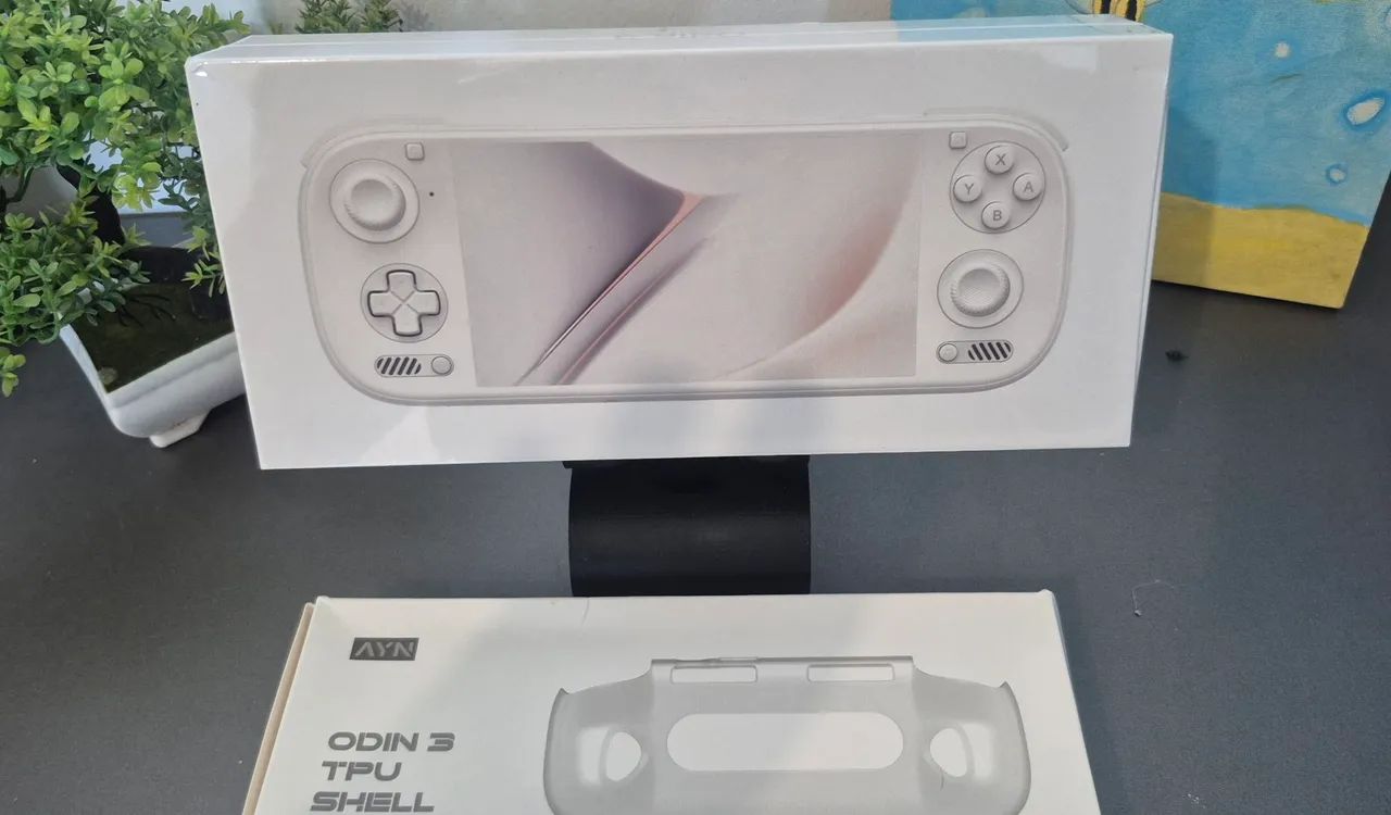 Ayn Odin 3 16gb Ram | 512gb Roxo Lacrado Tenho azul Também