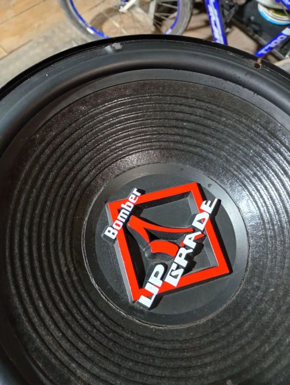 Vendo caixa e alto falante pra su - Foto 3