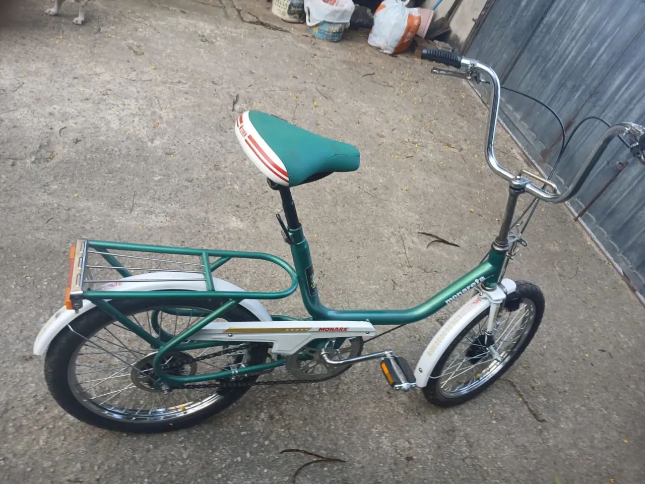 Vendo bicicleta marca Monareta cuida zerada  - Foto 3