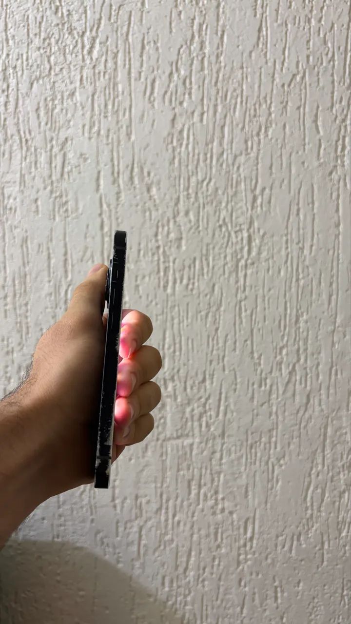 iPhone 14 256 93% de bateria - Foto 2