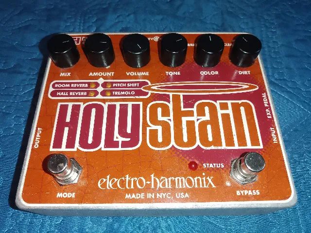 Pedal Holy Stain - Electro Harmonix - fuzz, drive, reberb, tremolo