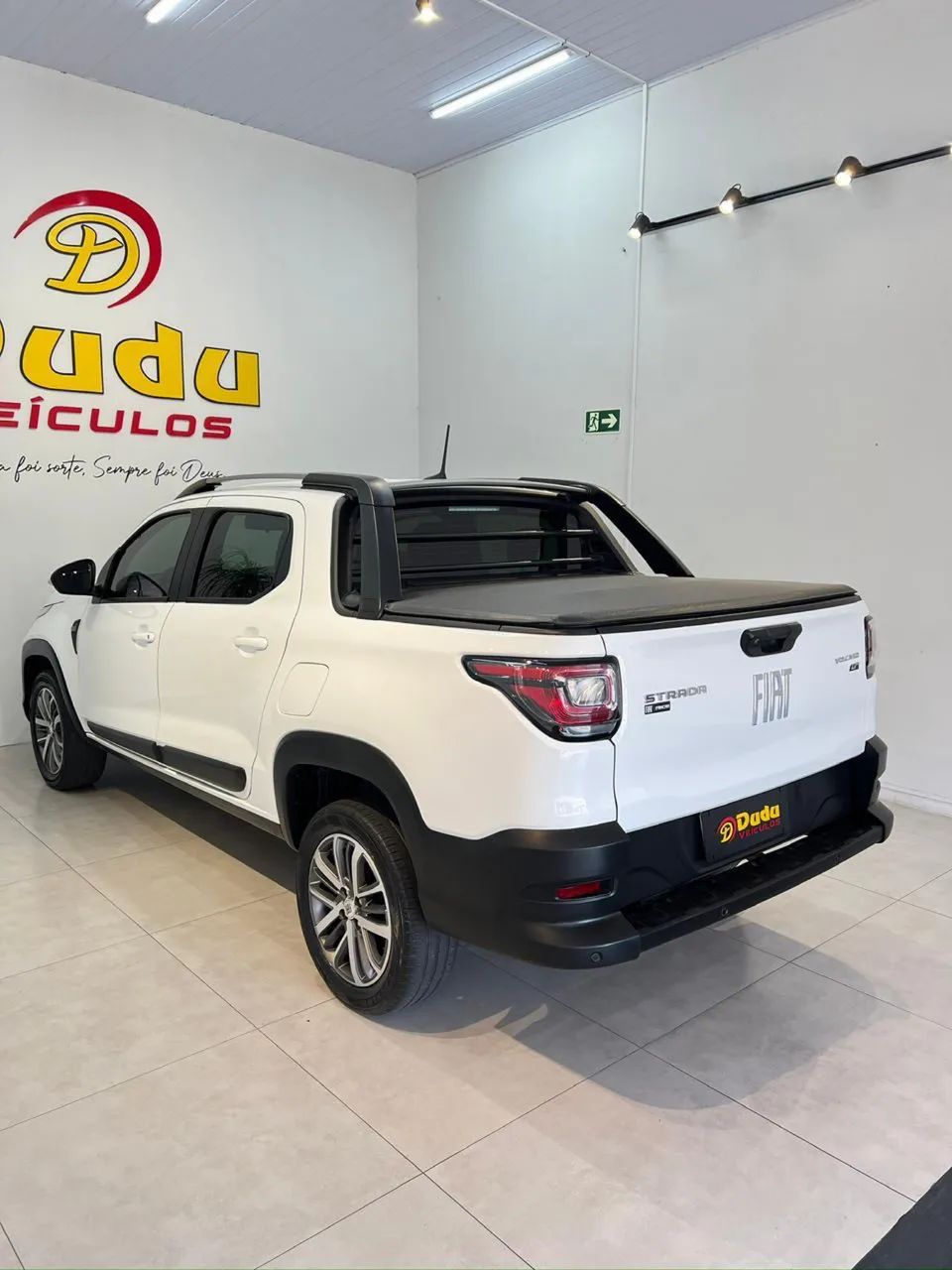 Fiat Strada Volcano 1.3 Flex 8V CD Aut. 2023 - Foto 3