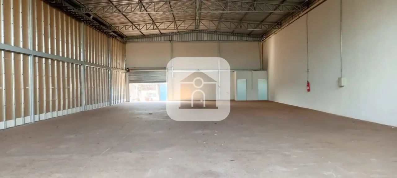 Galpão Para locação e venda No Bairro Planalto - Foto 5