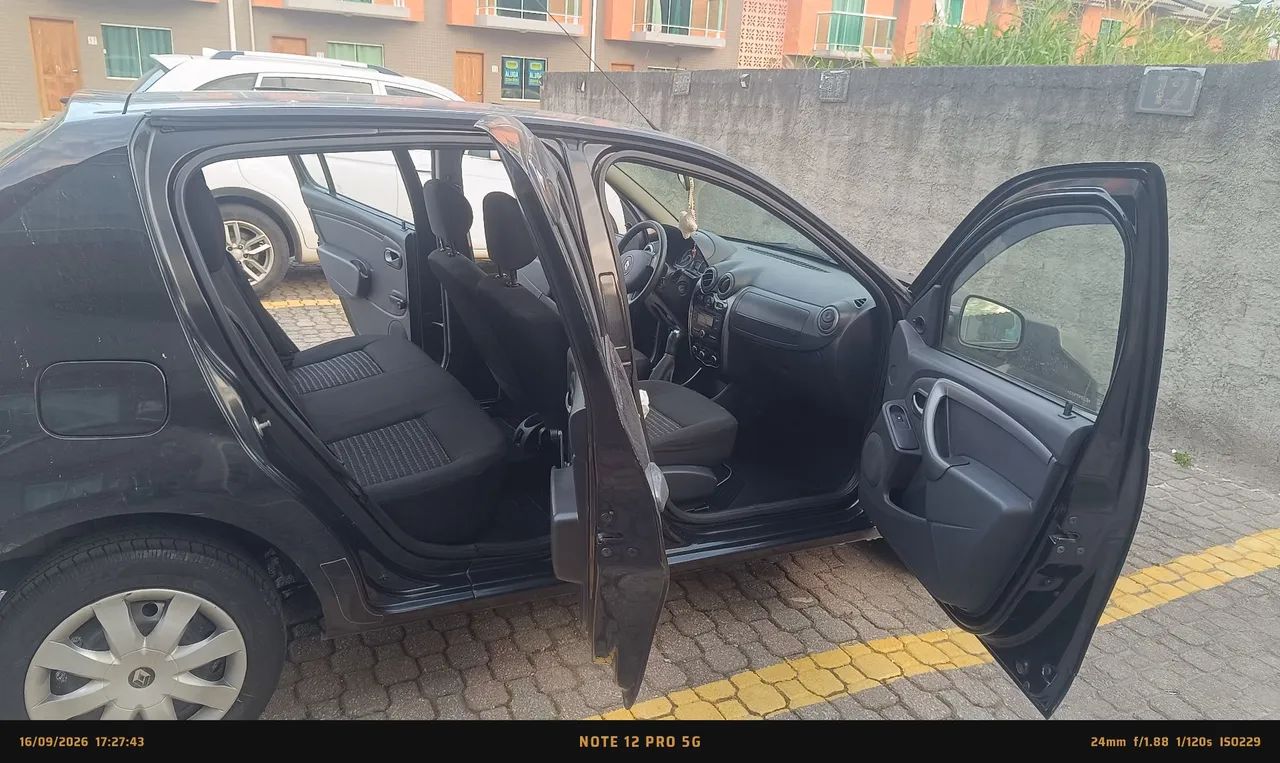 Renault Sandero Expression Hi-flex 1.0 16V 5P 2014 - Foto 3