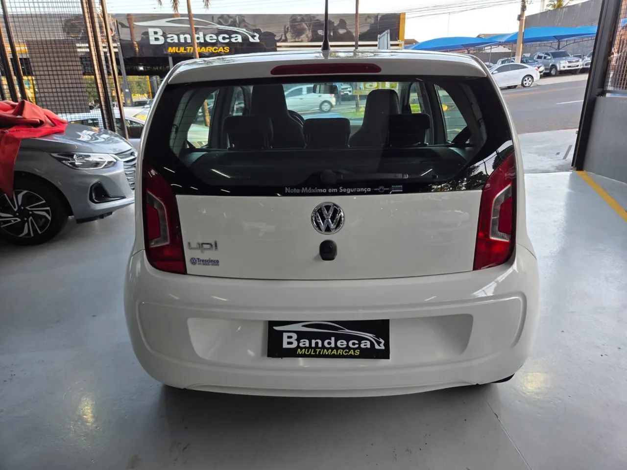 Volkswagen up! move 1.0 Total Flex 12V 5p, foto 5 de 13