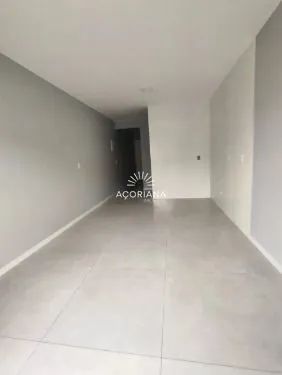 Apartamento para Locação no Rio Tavares com 2 Suítes, Varanda e 1 Vaga - Foto 3