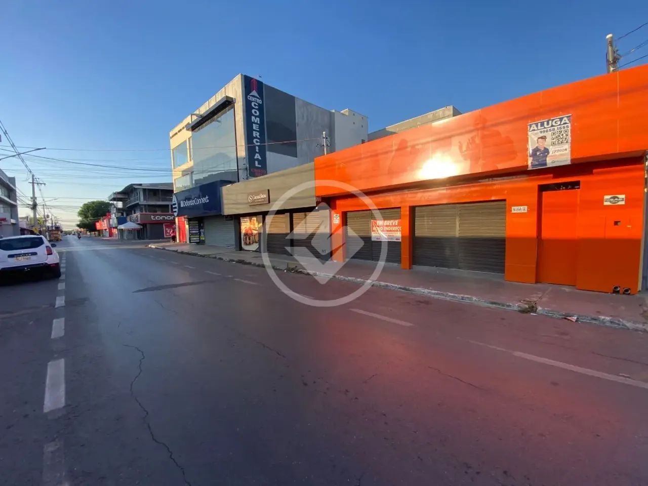 Sala comercial locação no Cristo Rei codigo: 372008