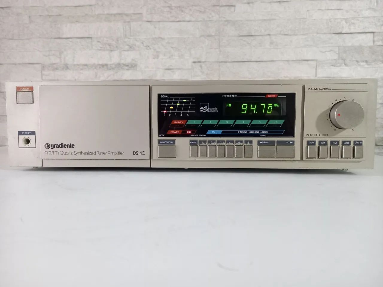 Receiver Gradiente DS 40 TRANSISTORIZADO, LINDO!!!!, funcionando perfeitamente. 