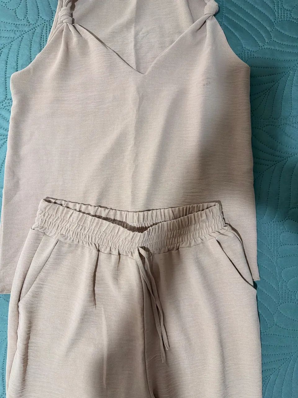 Conjunto de calça e blusa adulto M