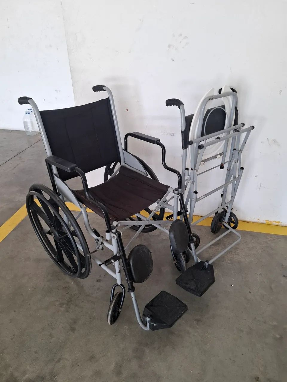 Cadeira de rodas  - Foto 3