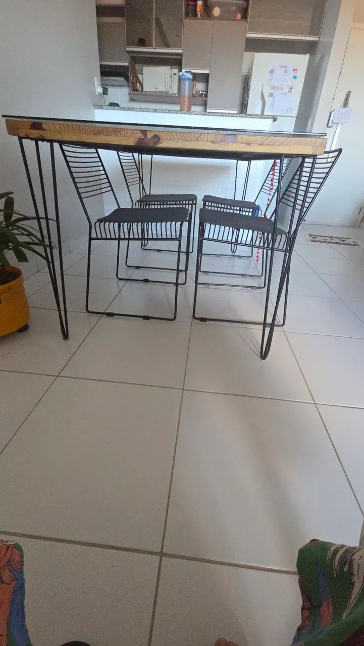 Mesa de jantar estilo industrial + cadeiras | vendo junto ou separado - Foto 2