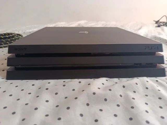 PlayStation 4 Pro (PS4 Pro) - Foto 3