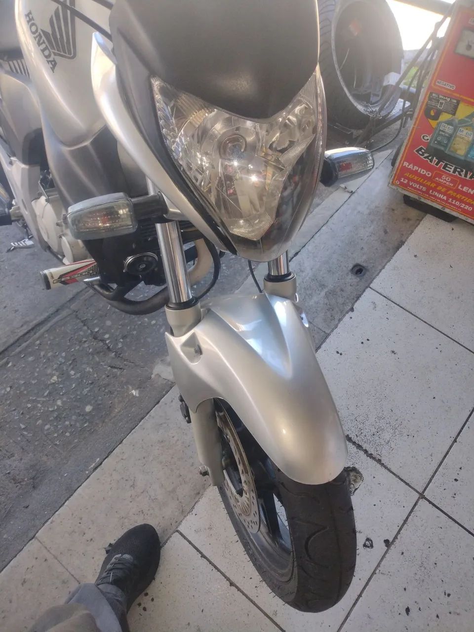 CB 300  - Foto 2