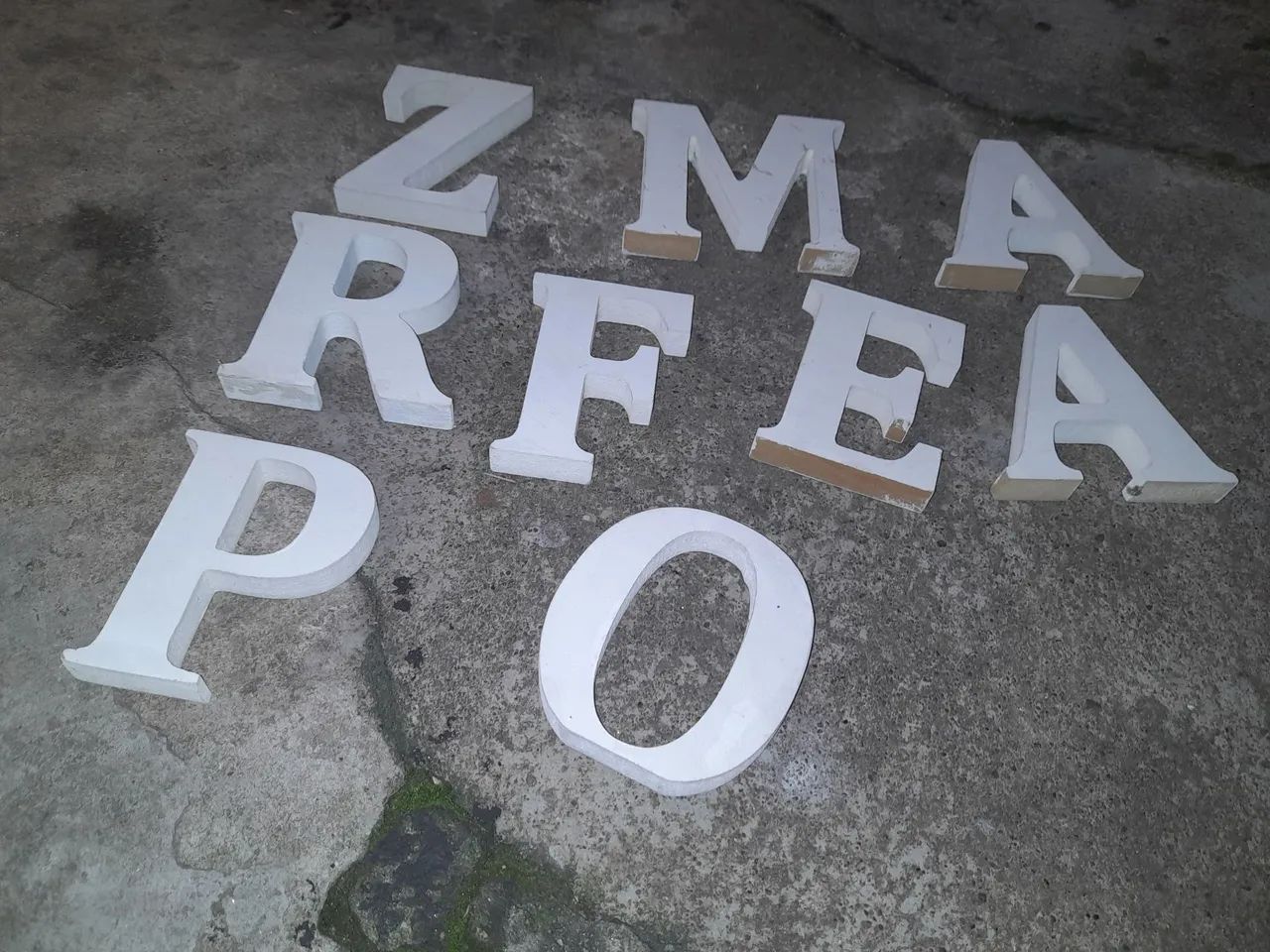 LETRAS PVC BRANCA CM 12 X 0,01 - Foto 3