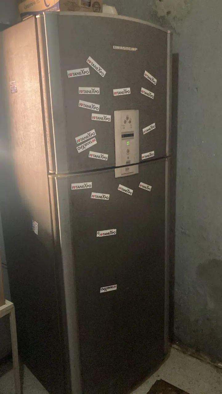 Geladeira pra vende chama pegando 