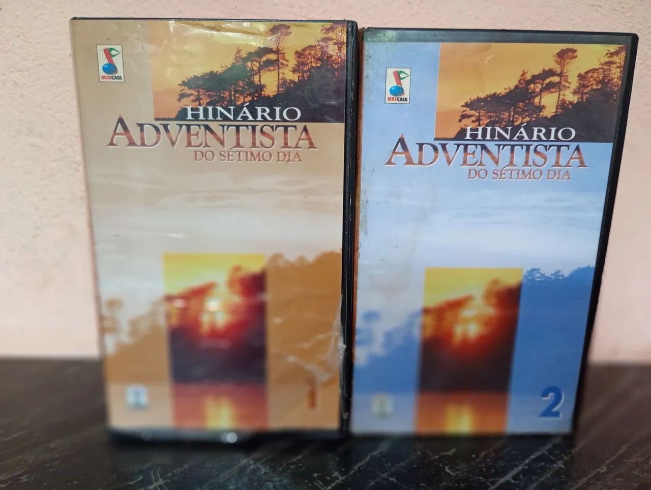 Vhs hinario adventista VOL 1 e 2 - hinos cristãos - CDs, DVDs etc