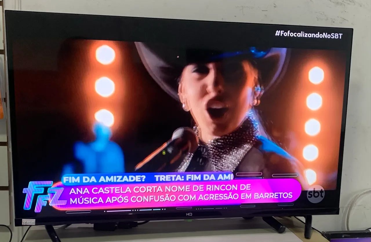 Tv de led smart Android 32 polegadas semi nova