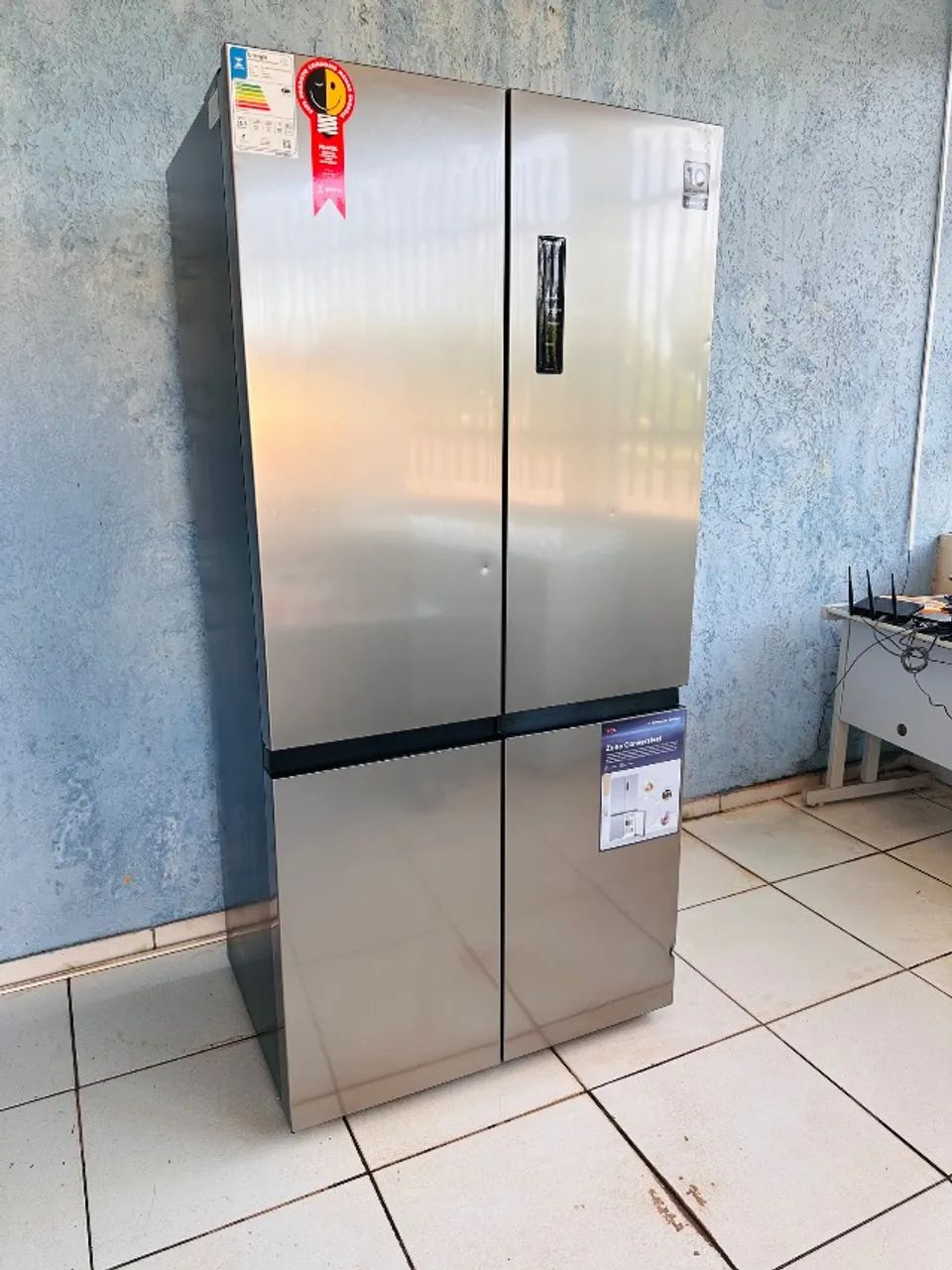 Geladeira TCL 4 portas 