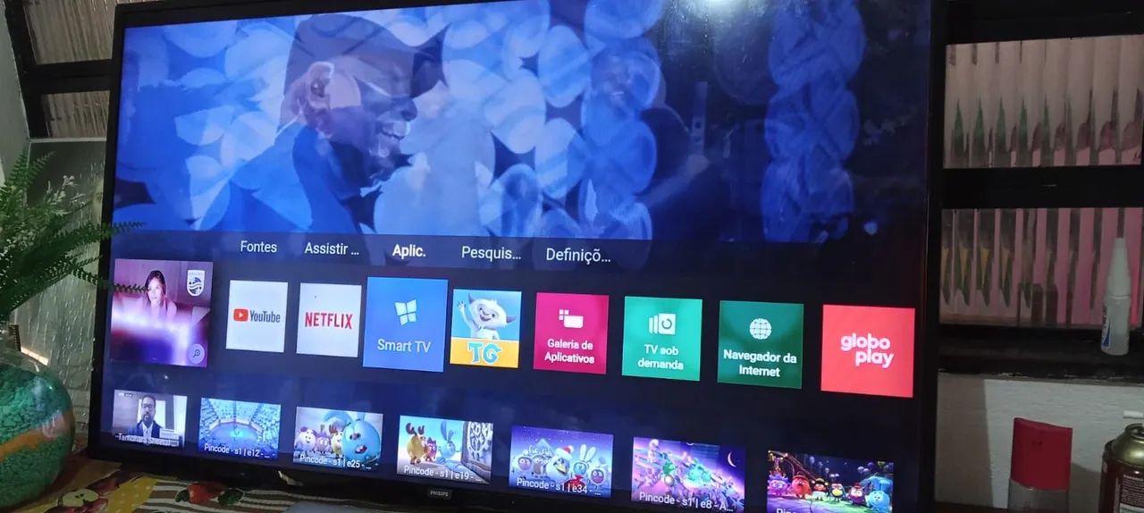 Vendo essa tv da marca Philips de 43 polegadas SMART completa  - Foto 5