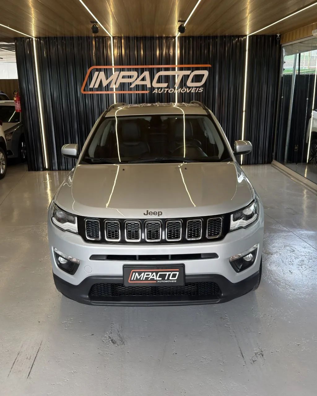 Jeep Compass Longitude 2.0 4X2 Flex 16V Aut. 2017 - Foto 2