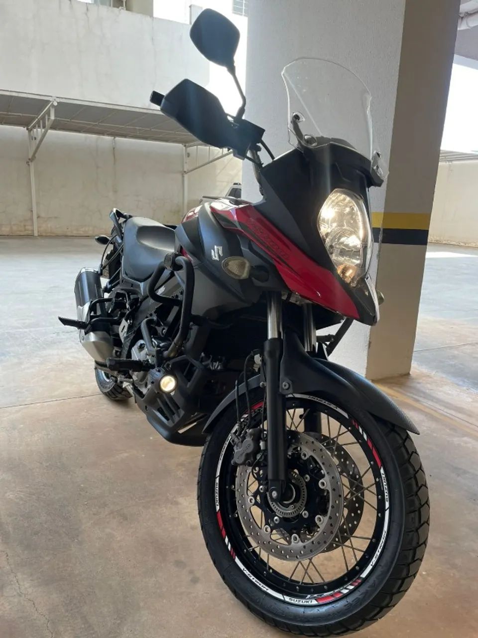 Suzuki V-Strom 650 XT 2021 - Foto 2