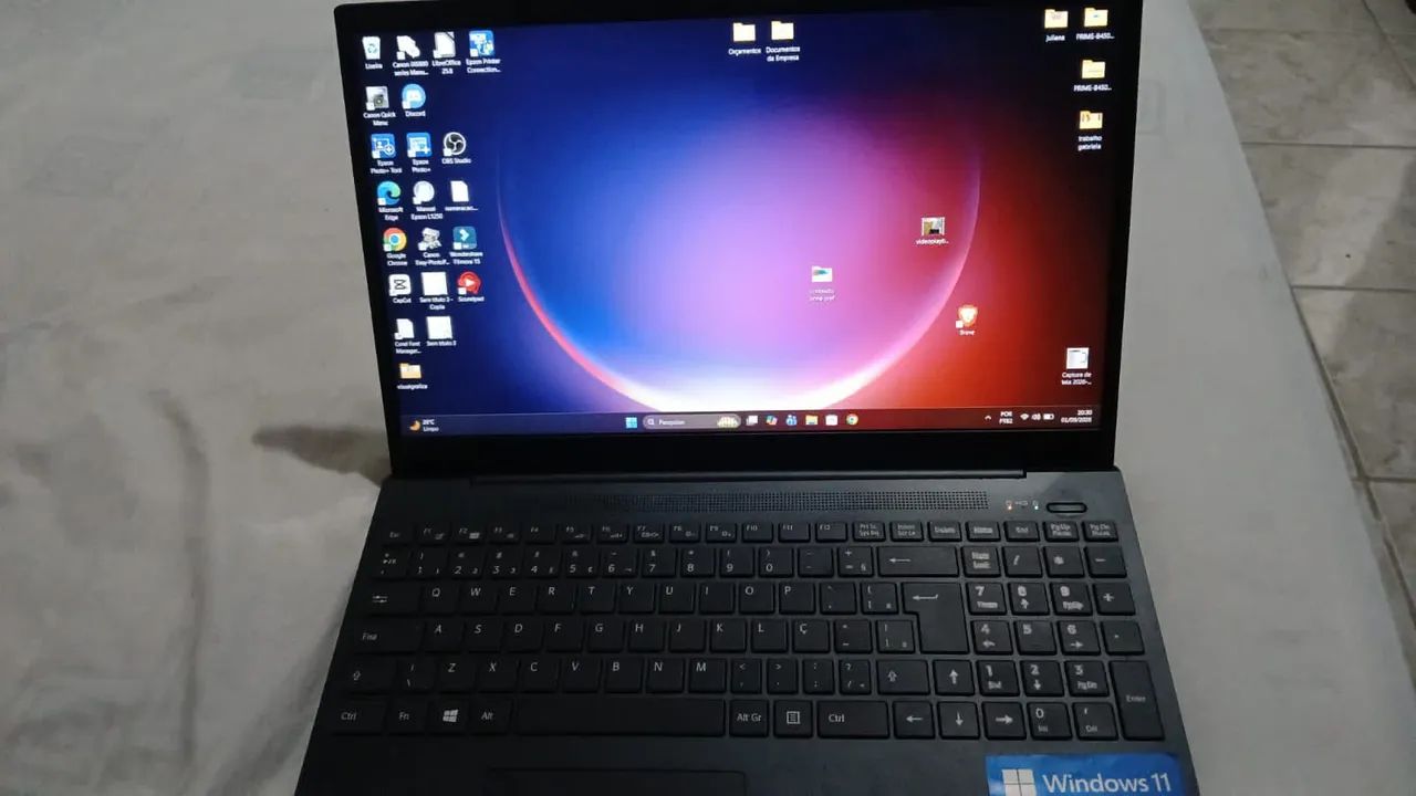 Notebook Core i3 de 10° geração 