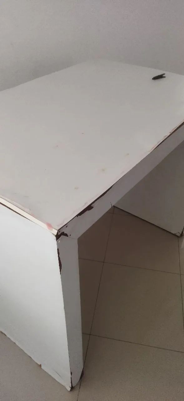 Mesa para exposição/ atendimento de loja  - Foto 4
