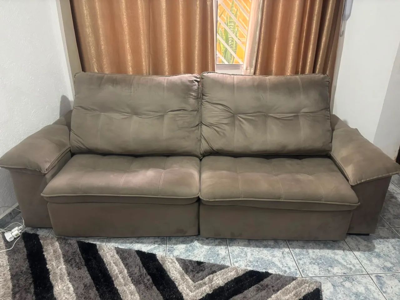Sofá pouco tempo de uso  praticamente novo  - Foto 2
