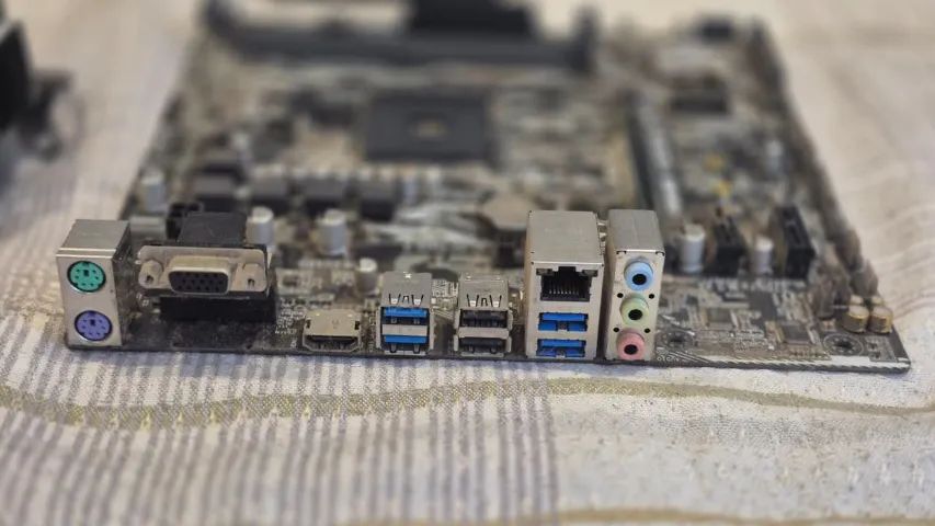 Ryzen 5 3600 + Placa-mãe A320M - Foto 2