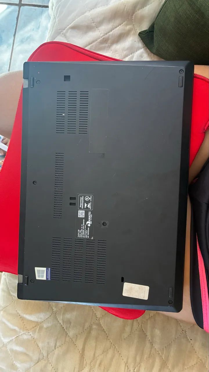 Vende notebook Lenovo  - Foto 2