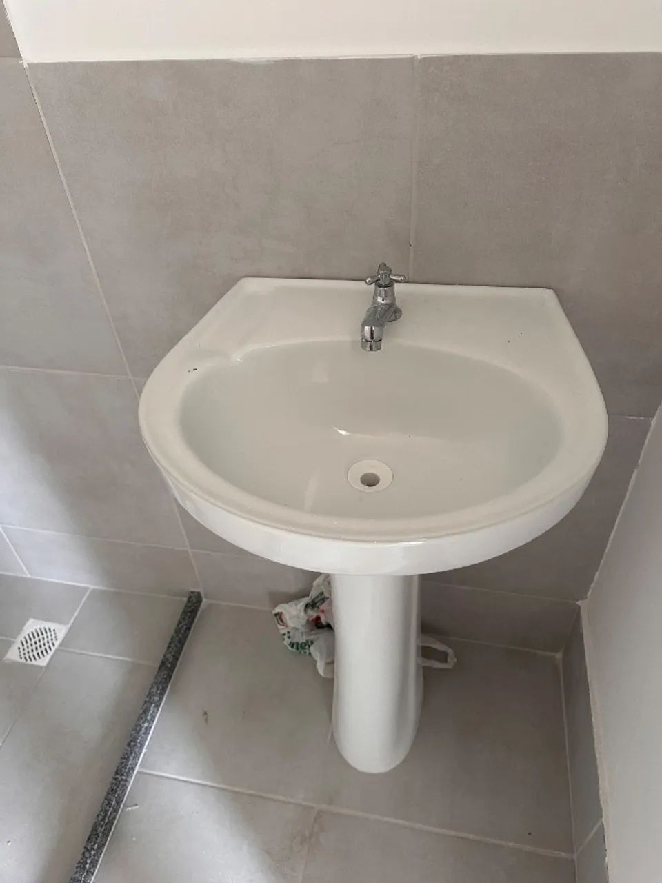 Pia completa em louça  - Foto 2