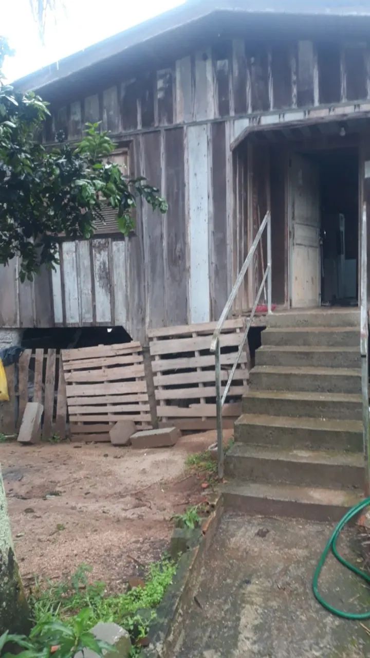 Vende-se casa em Içara-SC