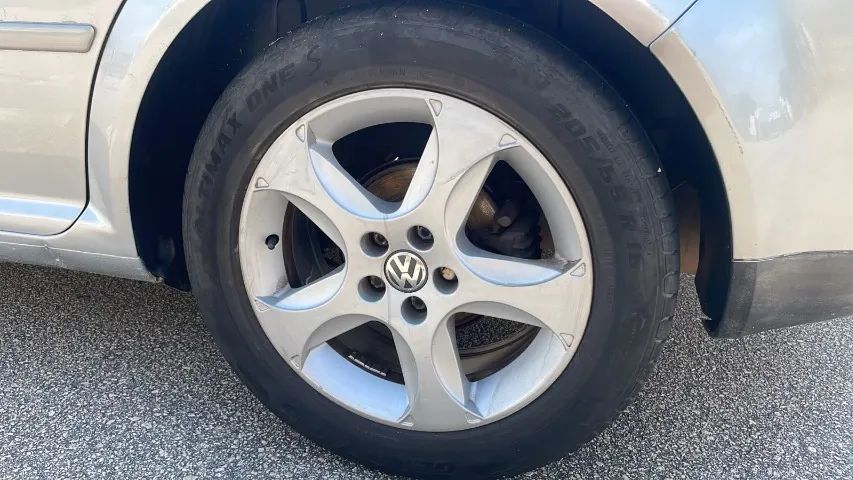 Volkswagen Golf Sportline 1.6 Mi Total Flex 8V 4p, foto 3 de 16
