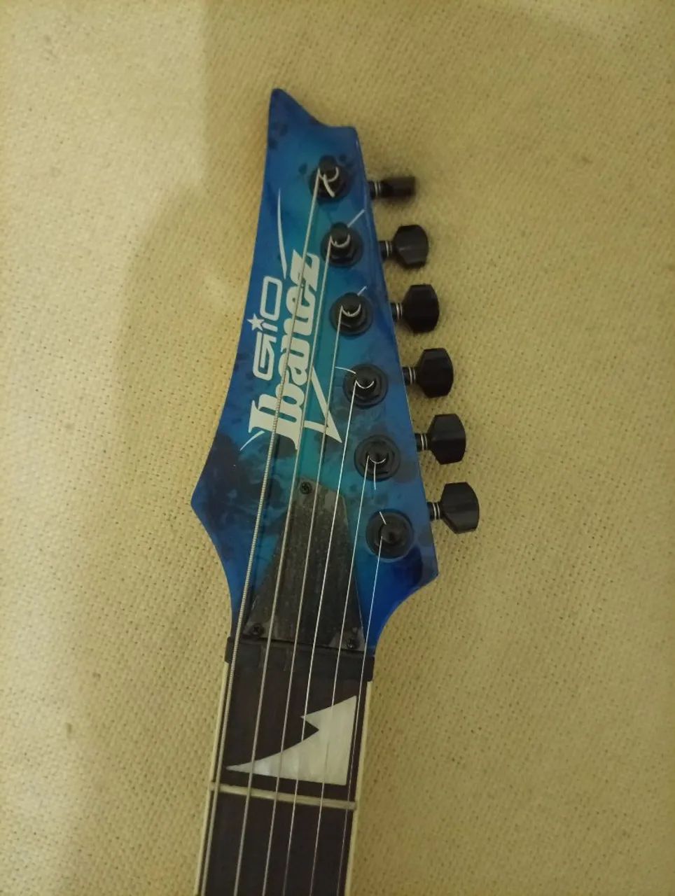 Guitarra Ibanez gio - Foto 3