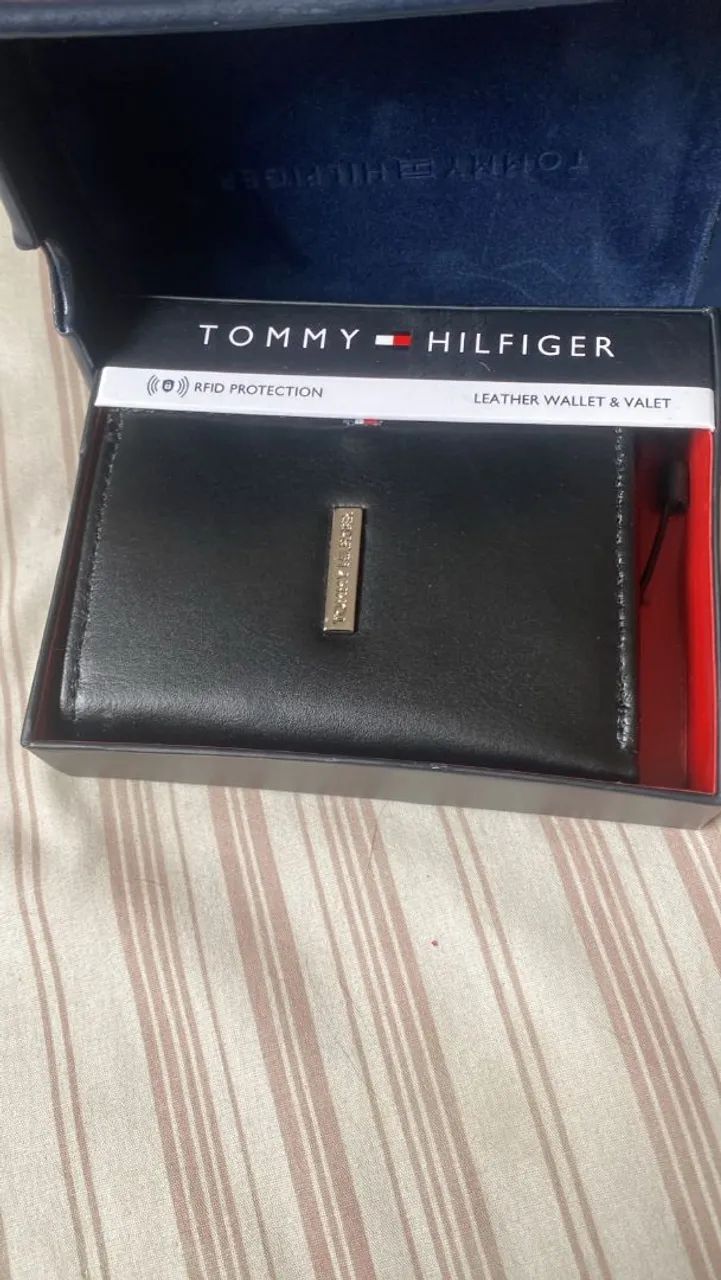 Carteira Tommy 