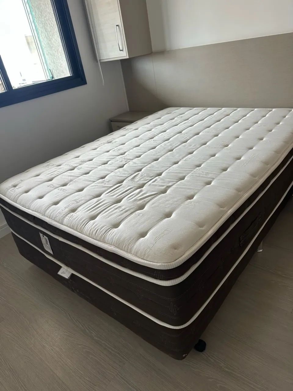 Cama box casal 