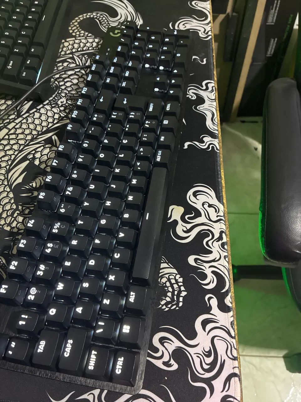 Teclado mecânico G413 logitech