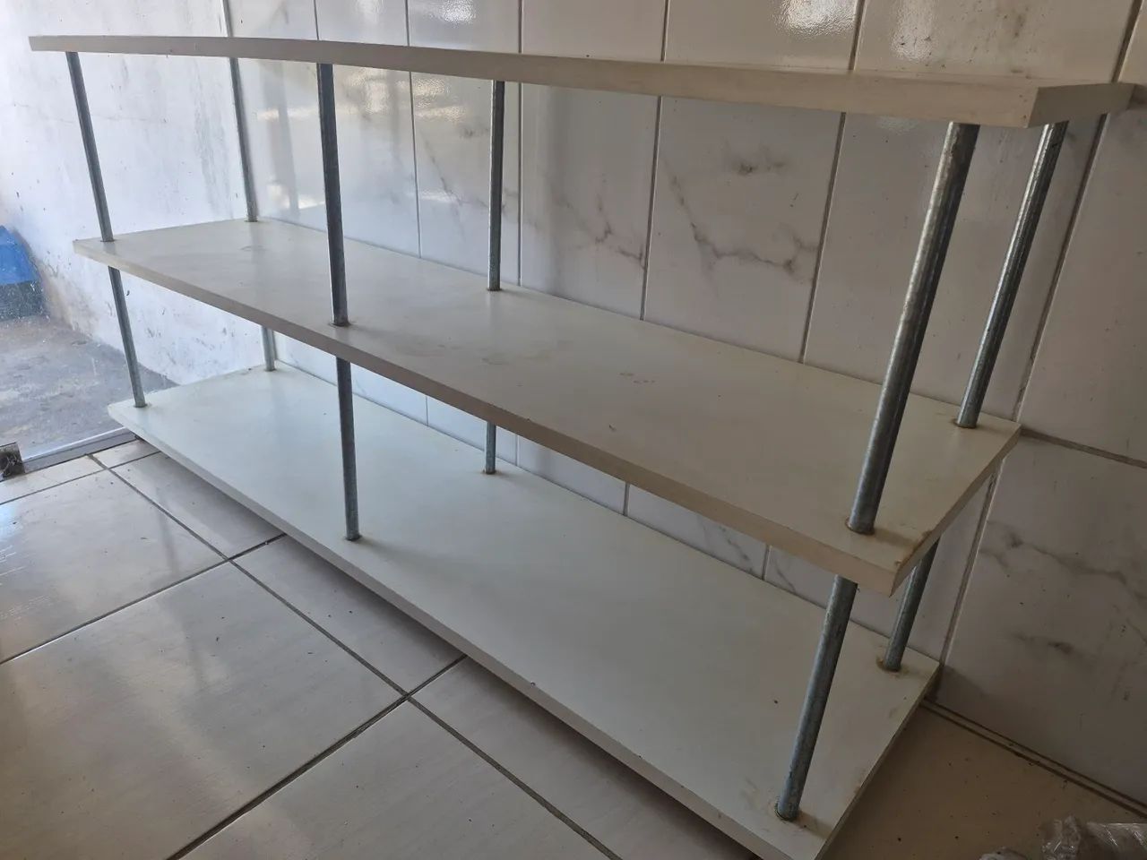 Expositor de mercadorias 
