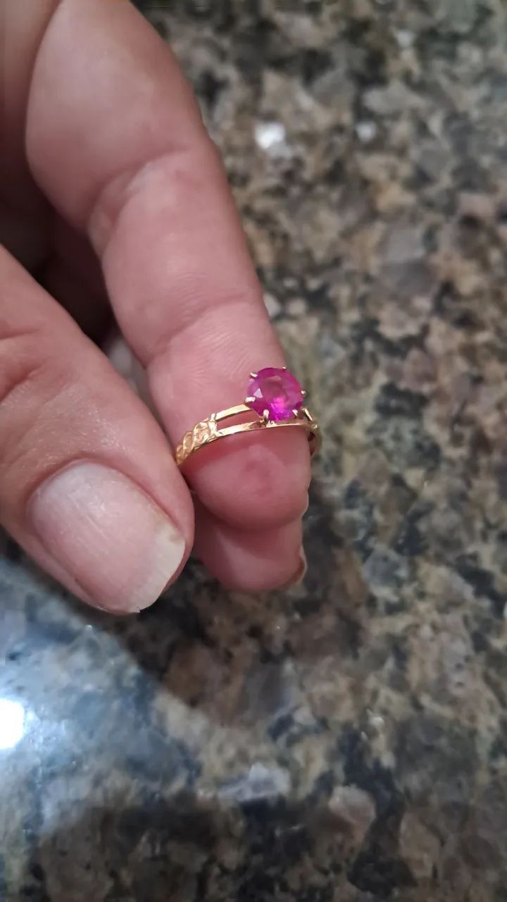 Vendo Anel em Ouro 18k 