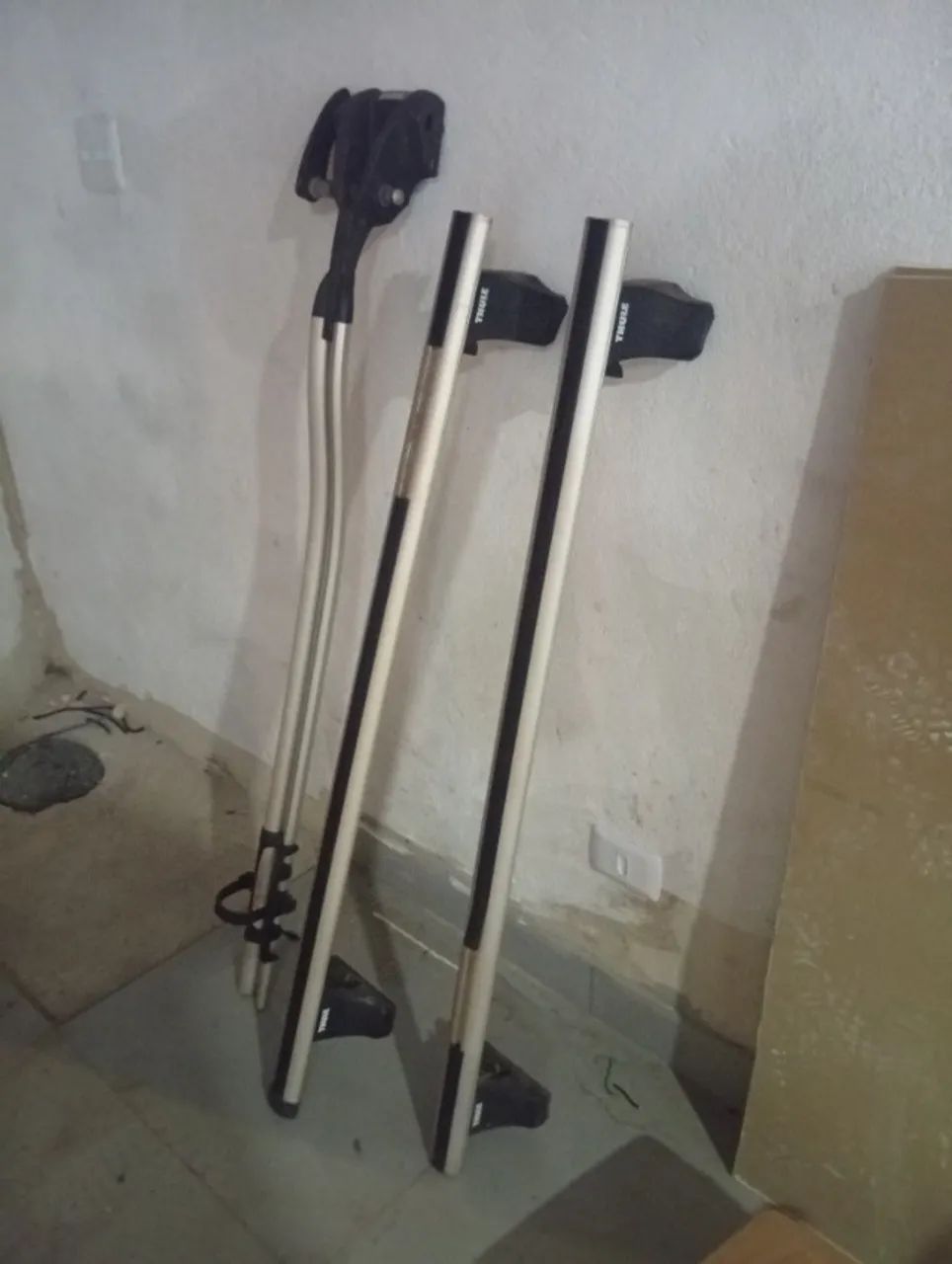 CONJUNTO DE CALHA E RACK THULE - Foto 4