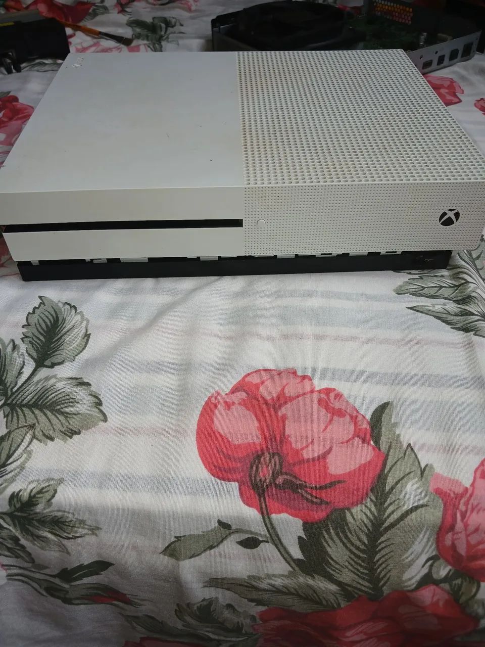? Título: Xbox One S ? Carcaça + Placa-mãe com defeito + Cooler - Foto 5