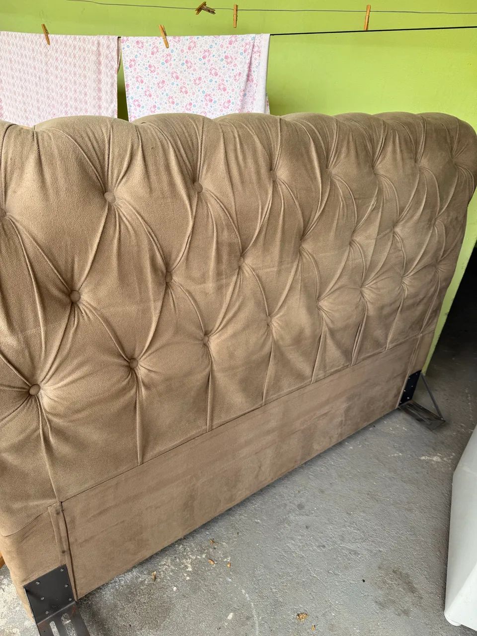Cabeceira de cama de casal comum 