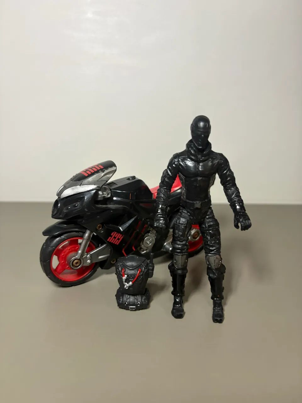 Boneco G.I. Joe Snake Eyes + Moto Ninja Speed Cycle Hasbro