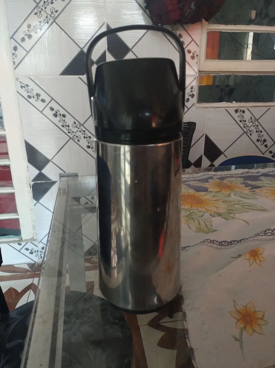 Garrafa térmica 1 litro  - Foto 2